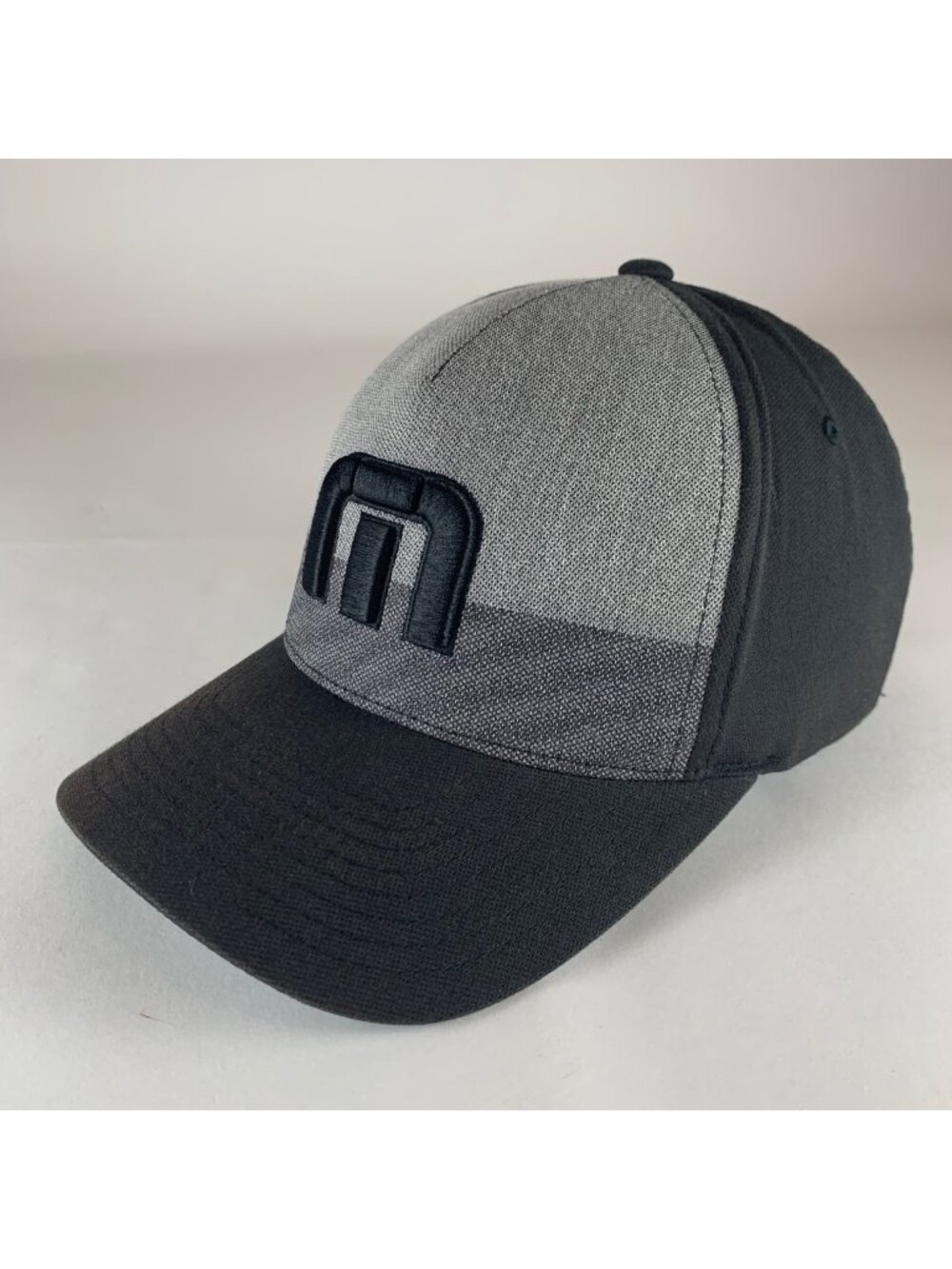 Travis Mathew Golf Mens Gray Stretch Fitted Hat